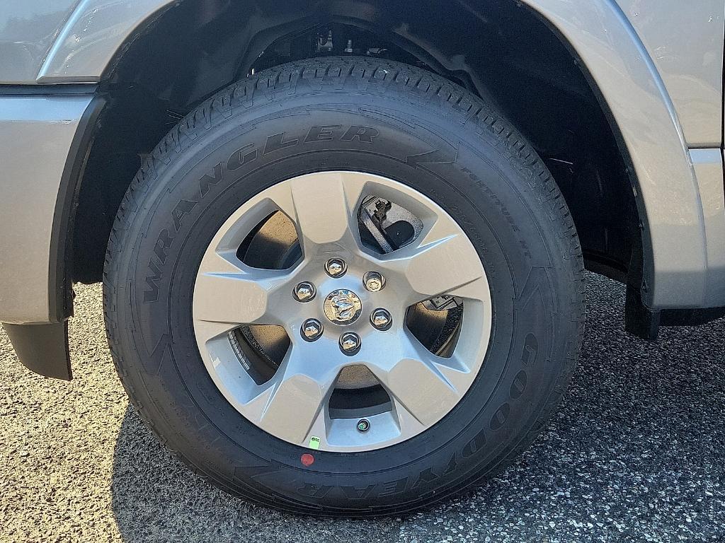 new 2025 Ram 1500 car, priced at $56,549