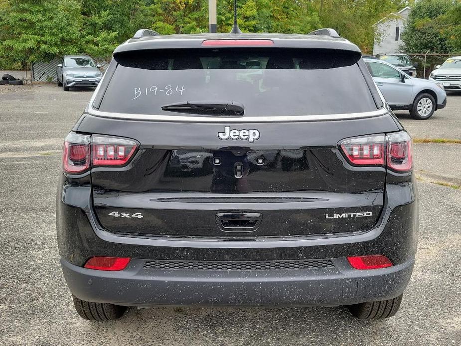 new 2025 Jeep Compass car