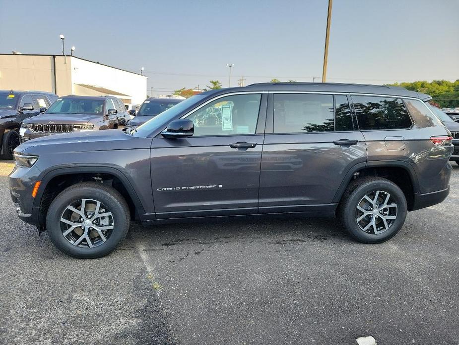 new 2024 Jeep Grand Cherokee L car