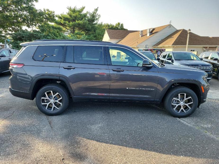 new 2024 Jeep Grand Cherokee L car