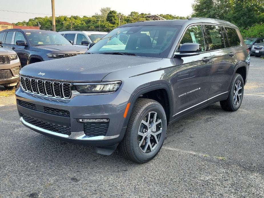 new 2024 Jeep Grand Cherokee L car