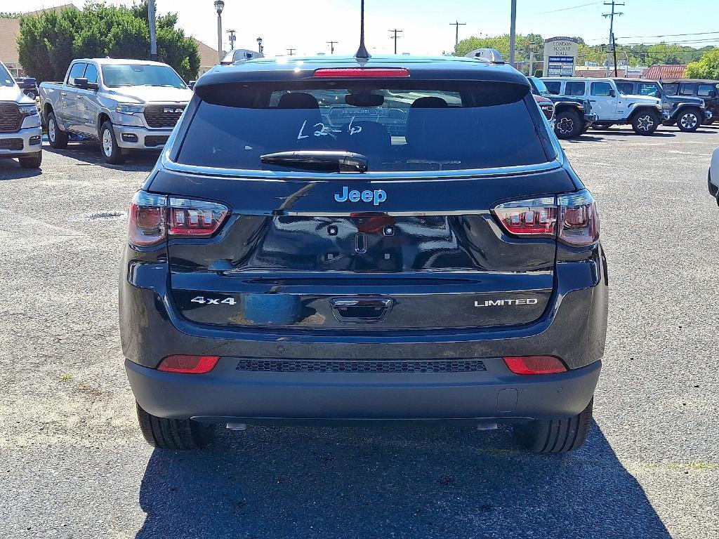 new 2025 Jeep Compass car, priced at $34,184