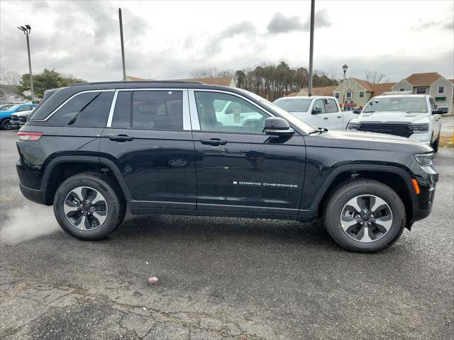 new 2024 Jeep Grand Cherokee 4xe car