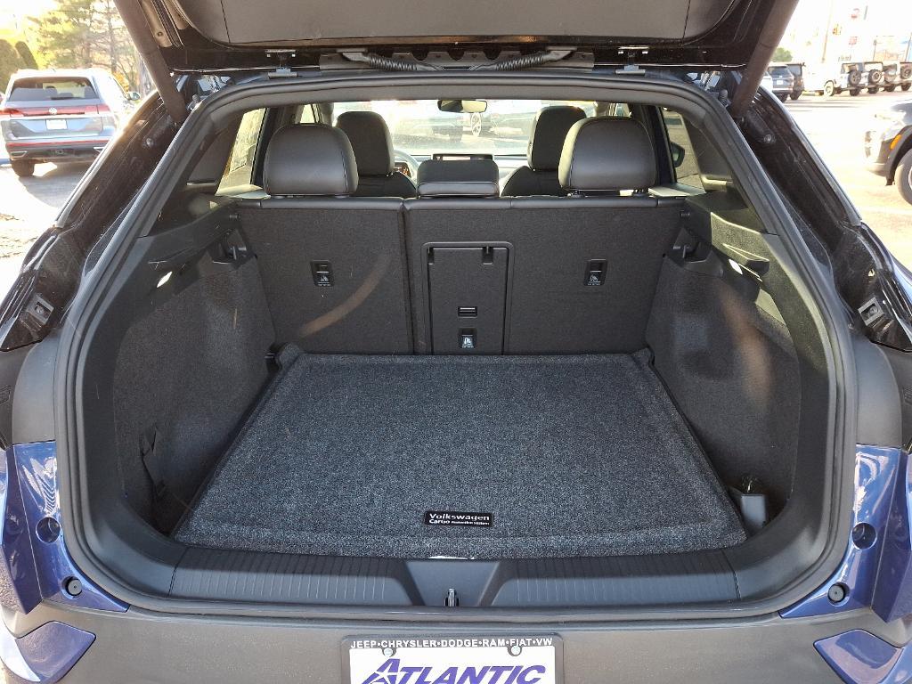 used 2021 Volkswagen ID.4 car, priced at $27,995