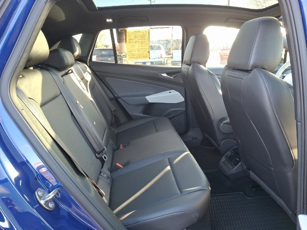 used 2021 Volkswagen ID.4 car, priced at $27,995