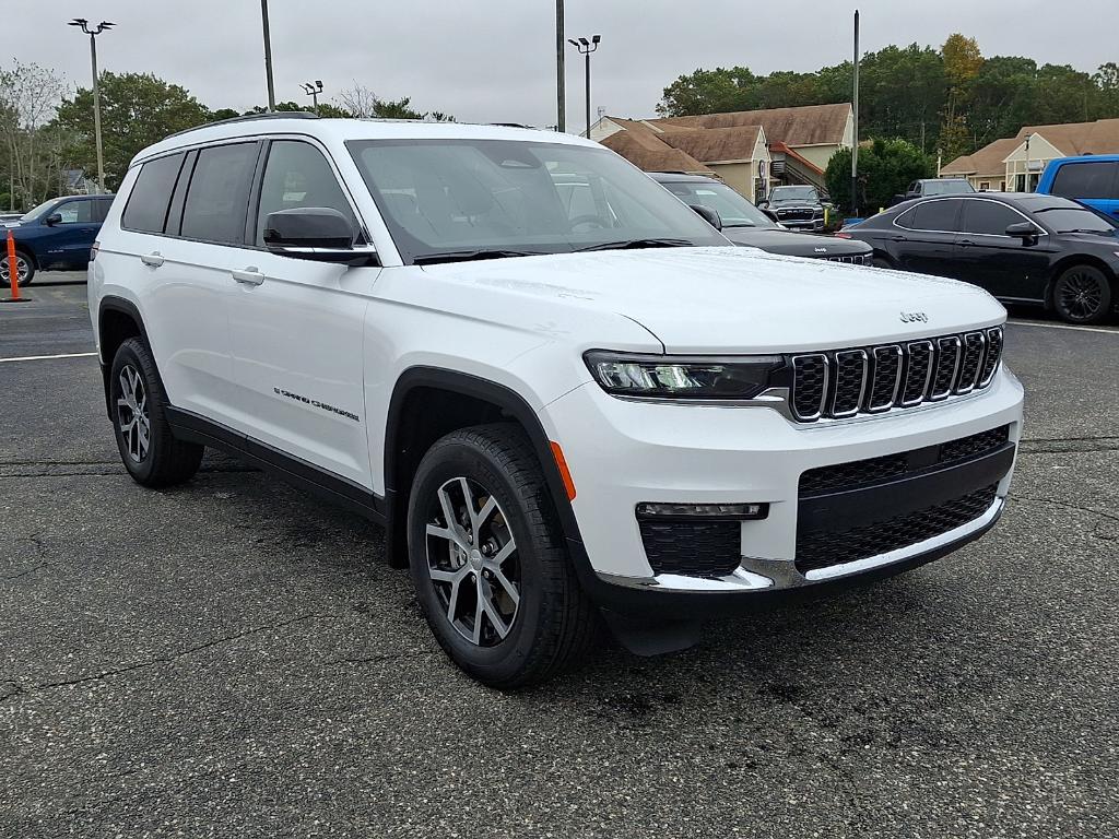 new 2025 Jeep Grand Cherokee L car, priced at $50,789