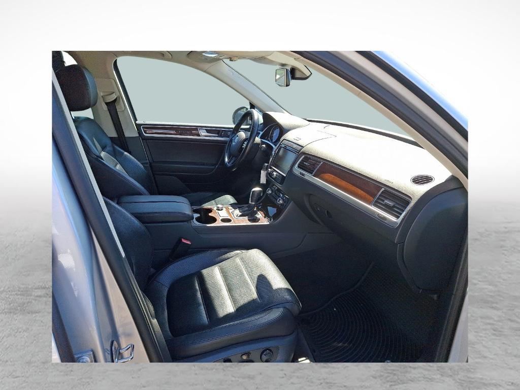 used 2016 Volkswagen Touareg car, priced at $18,995