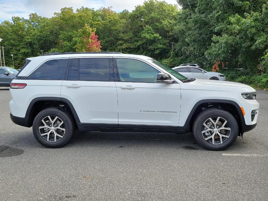 new 2024 Jeep Grand Cherokee car