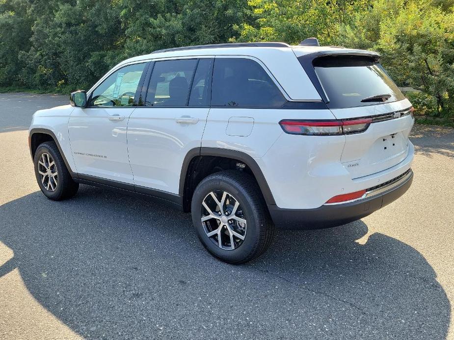 new 2024 Jeep Grand Cherokee car