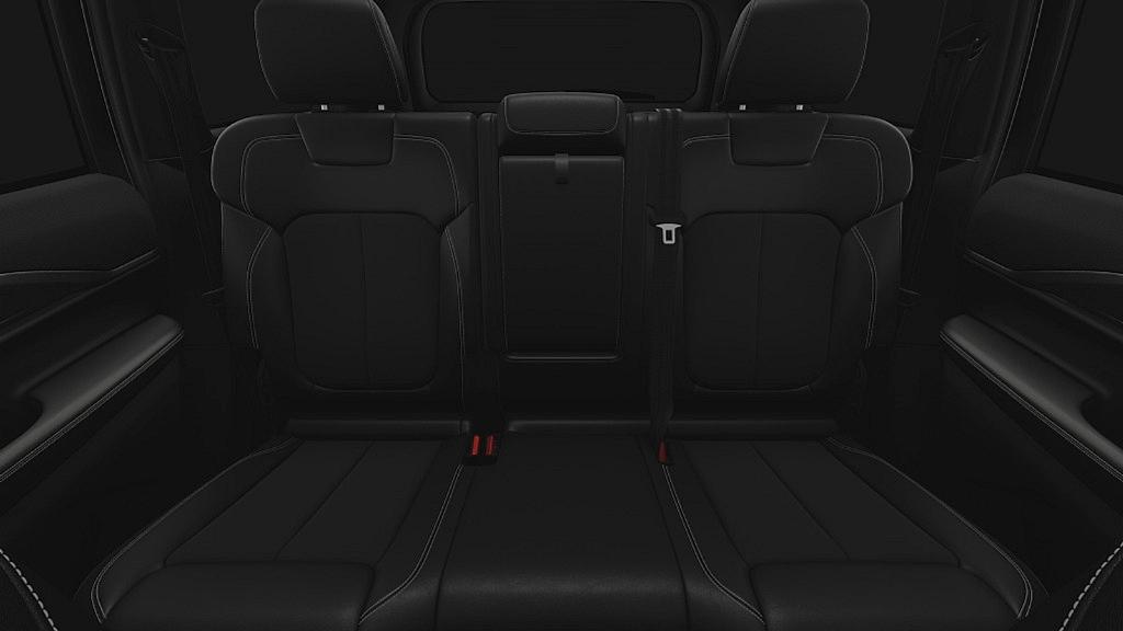 new 2025 Jeep Grand Cherokee car, priced at $47,329