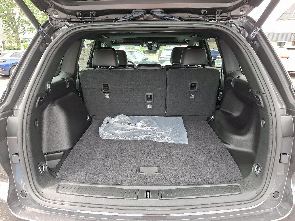 new 2025 Jeep Grand Cherokee car, priced at $43,309