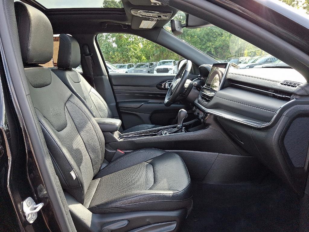 used 2022 Jeep Compass car, priced at $26,995