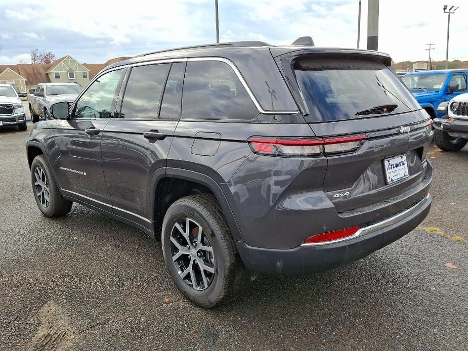 new 2024 Jeep Grand Cherokee car