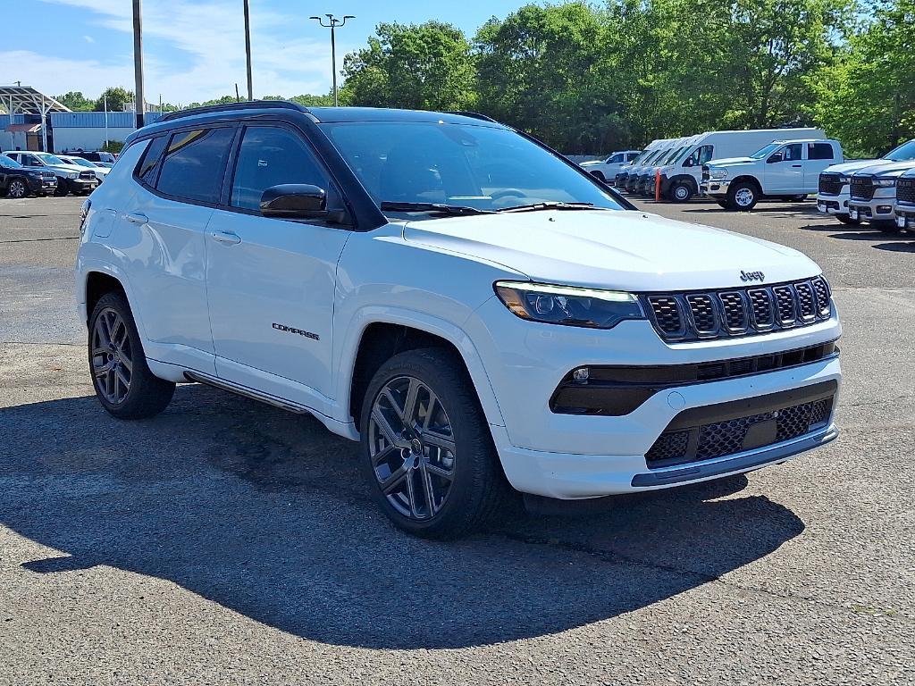 new 2025 Jeep Compass car, priced at $35,842
