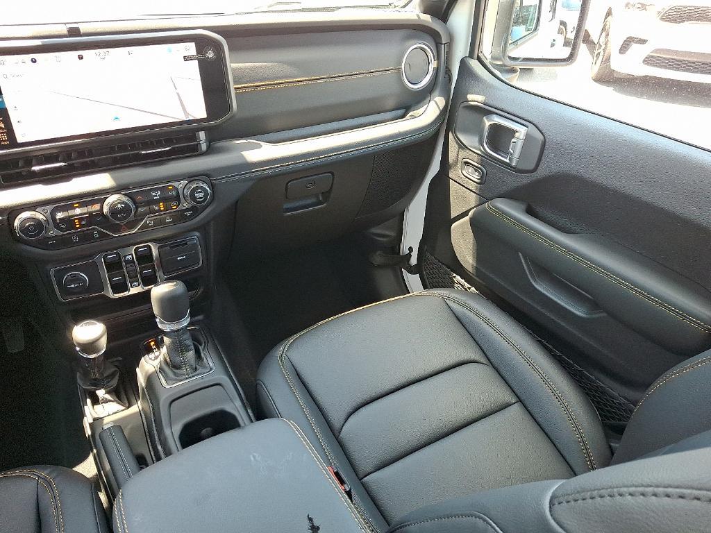 new 2025 Jeep Wrangler car, priced at $60,809