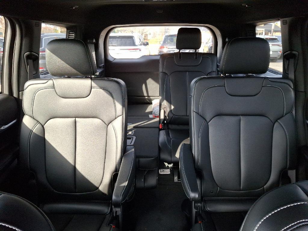 new 2024 Jeep Grand Cherokee L car, priced at $49,234