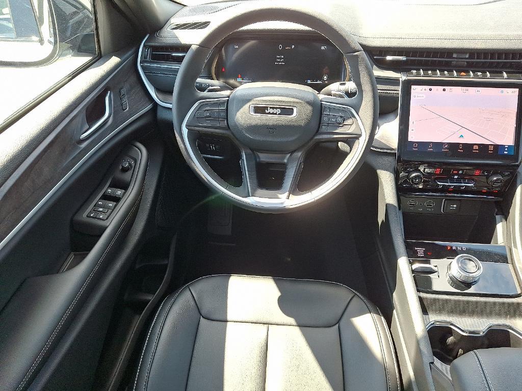 new 2025 Jeep Grand Cherokee car, priced at $50,914