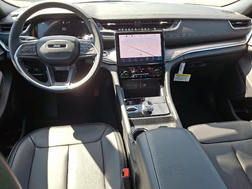 new 2025 Jeep Grand Cherokee car, priced at $50,914