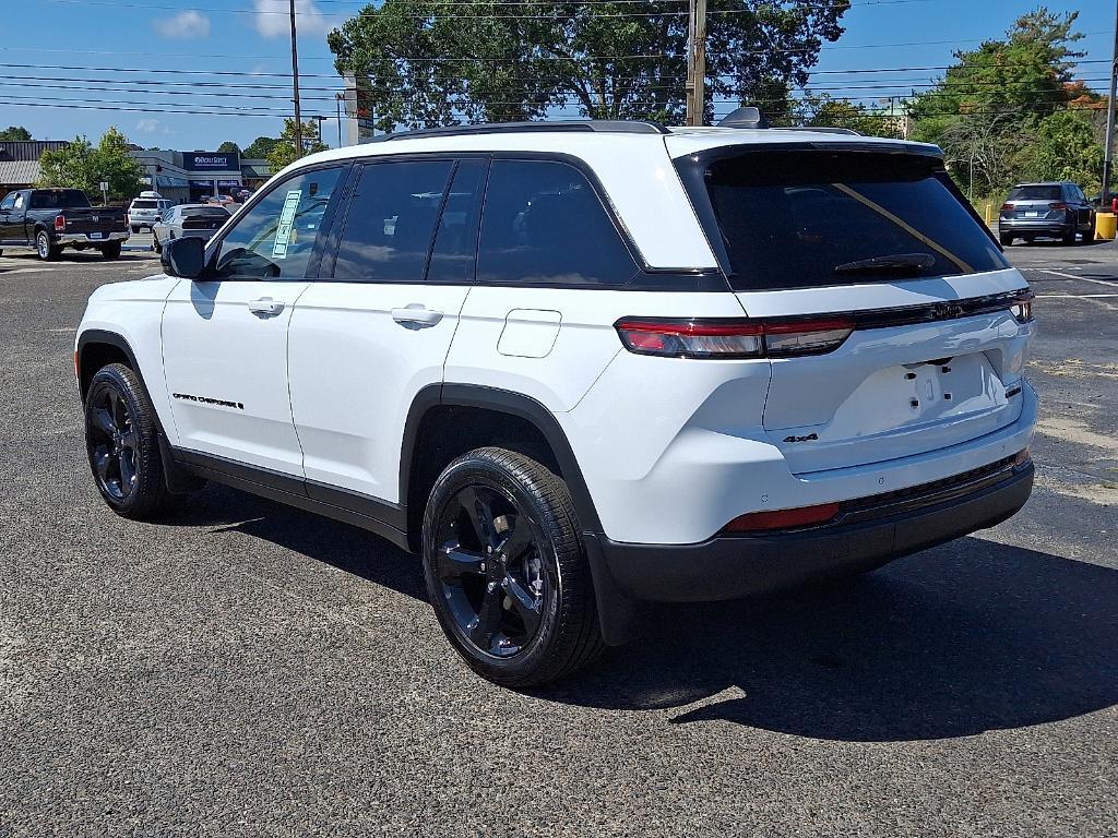 new 2025 Jeep Grand Cherokee car, priced at $50,914