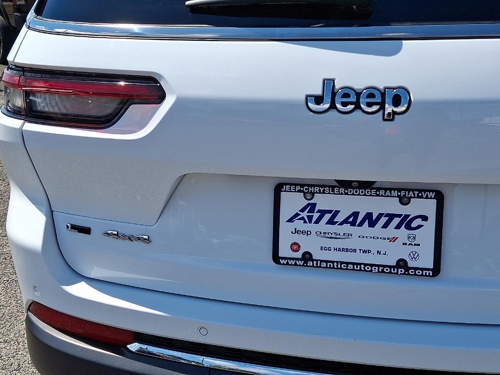 used 2021 Jeep Grand Cherokee L car, priced at $25,900