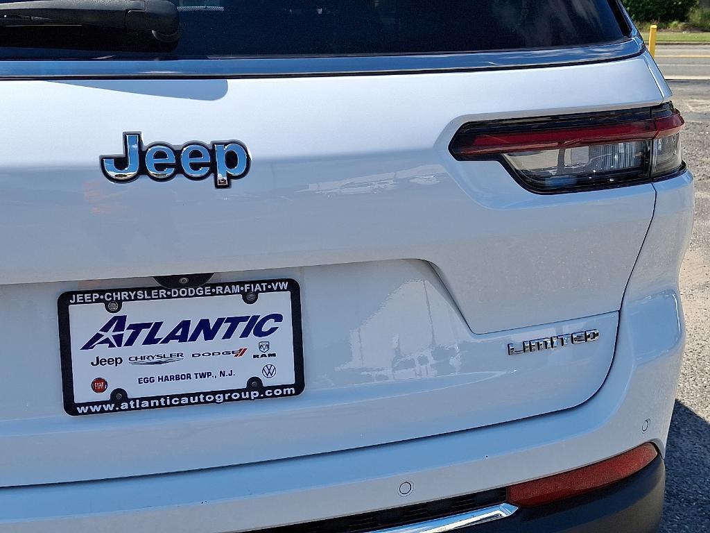 used 2021 Jeep Grand Cherokee L car, priced at $25,900