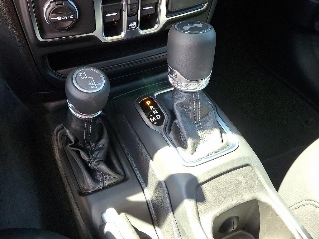 new 2025 Jeep Wrangler car, priced at $54,624