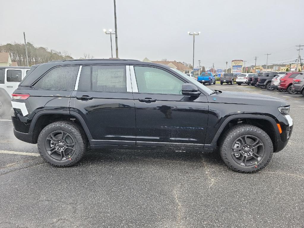 new 2024 Jeep Grand Cherokee 4xe car