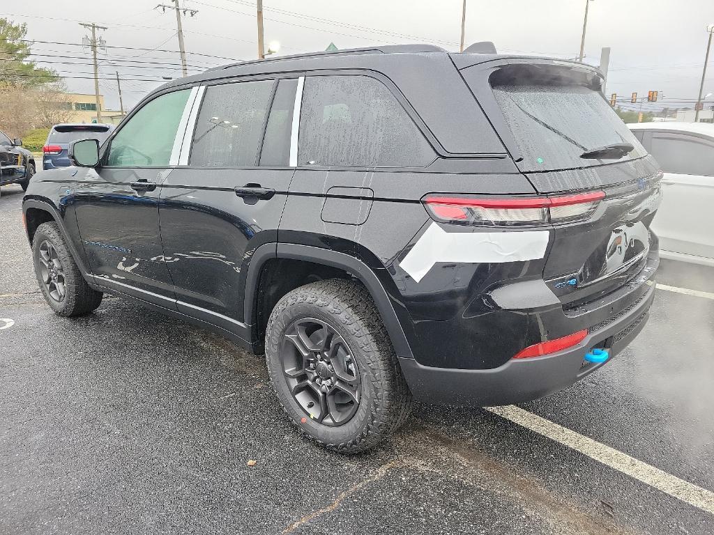 new 2024 Jeep Grand Cherokee 4xe car