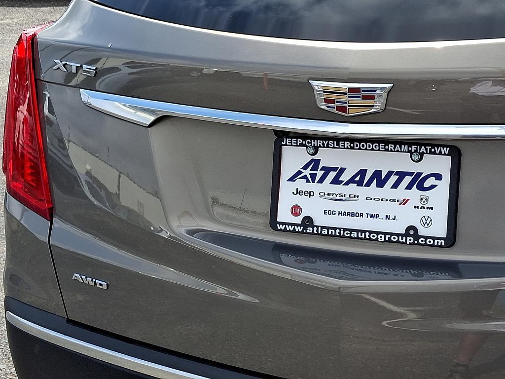 used 2018 Cadillac XT5 car, priced at $23,995