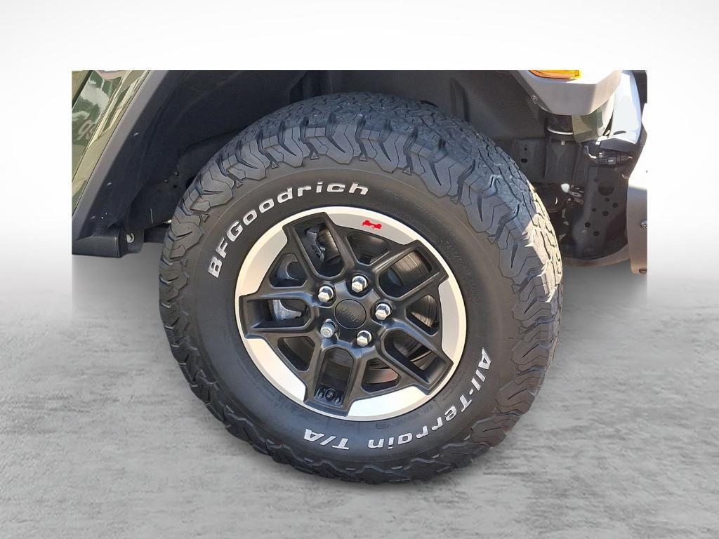 used 2021 Jeep Wrangler Unlimited car, priced at $37,995