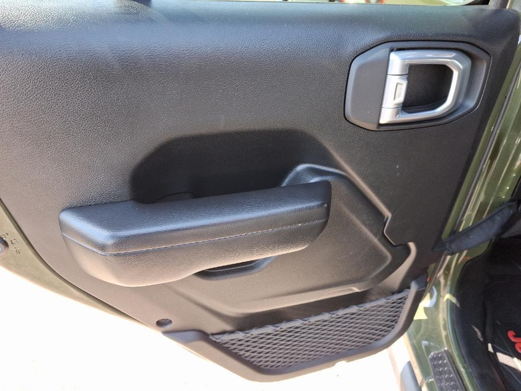 used 2021 Jeep Wrangler Unlimited car, priced at $37,995