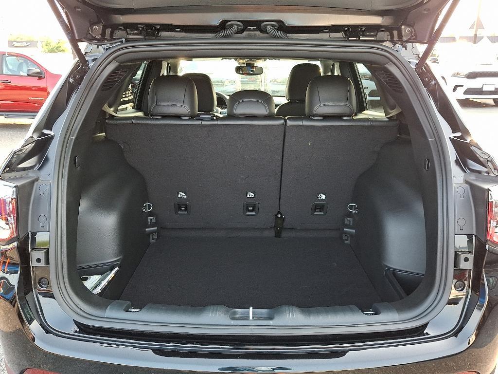 new 2025 Jeep Compass car, priced at $33,442