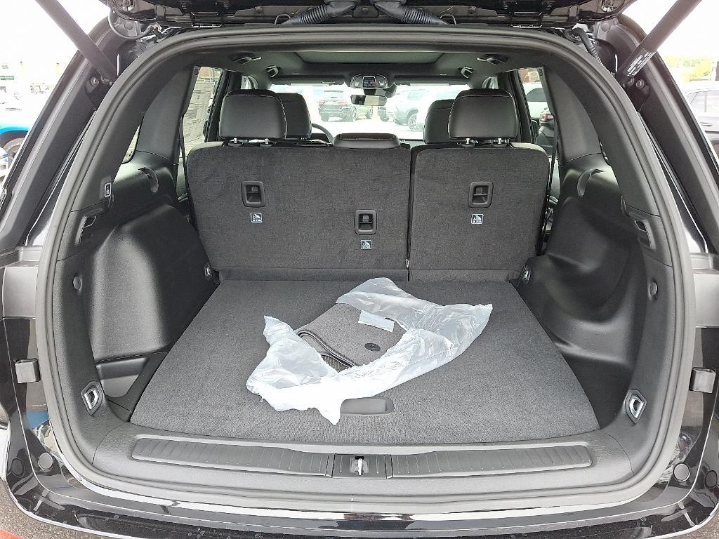 new 2025 Jeep Grand Cherokee car, priced at $51,509