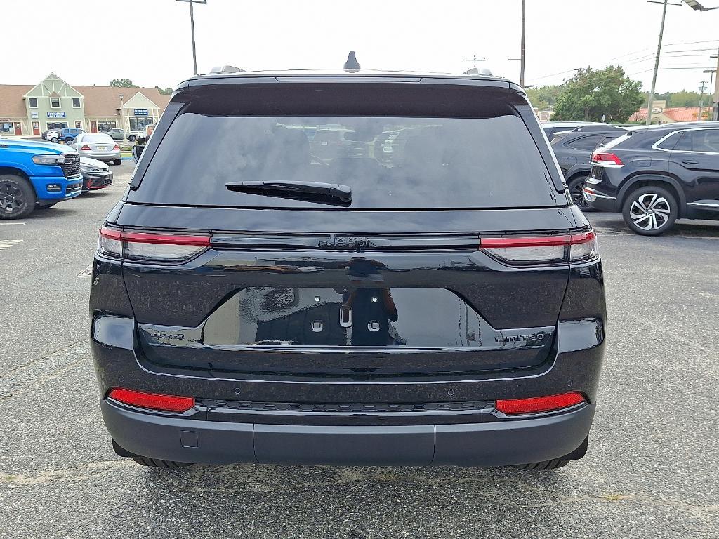 new 2025 Jeep Grand Cherokee car, priced at $51,509