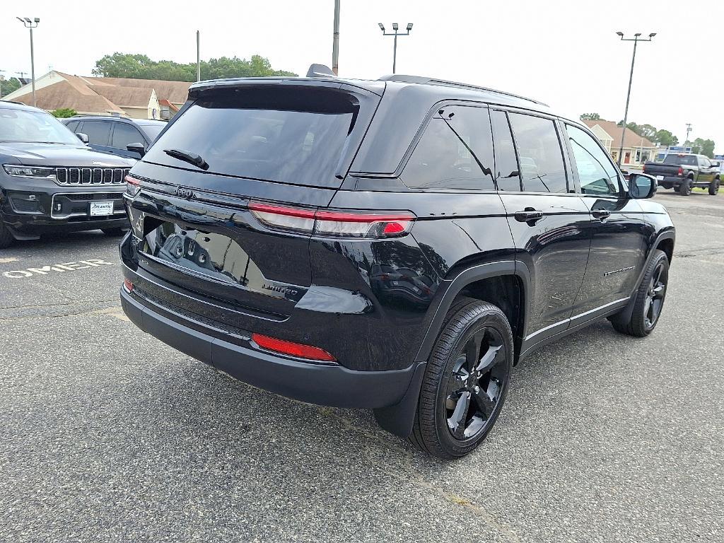 new 2025 Jeep Grand Cherokee car, priced at $51,509