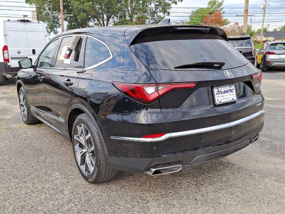 used 2022 Acura MDX car, priced at $38,314