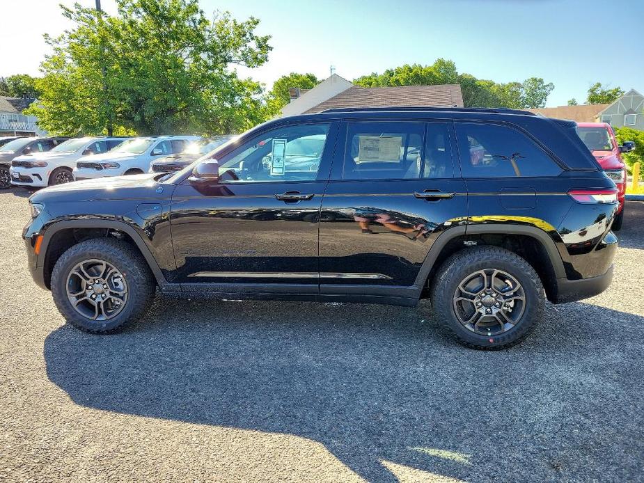 new 2024 Jeep Grand Cherokee 4xe car