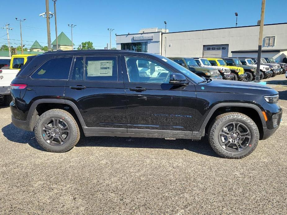 new 2024 Jeep Grand Cherokee 4xe car