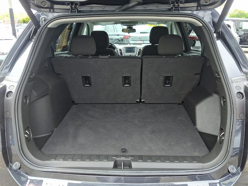 used 2022 Chevrolet Equinox car, priced at $26,995