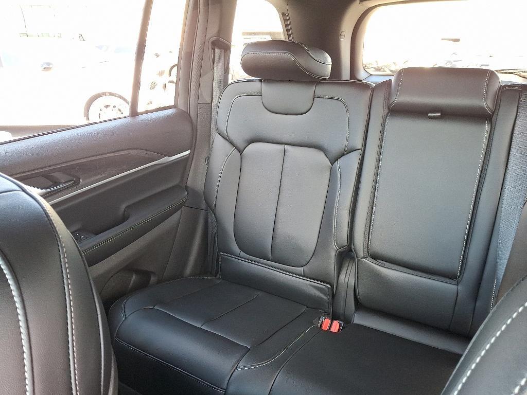new 2025 Jeep Grand Cherokee car, priced at $51,084