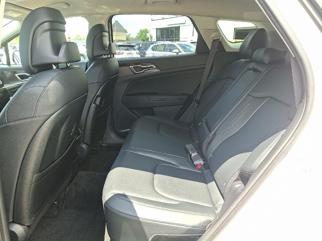 used 2023 Kia Sportage Hybrid car, priced at $27,989