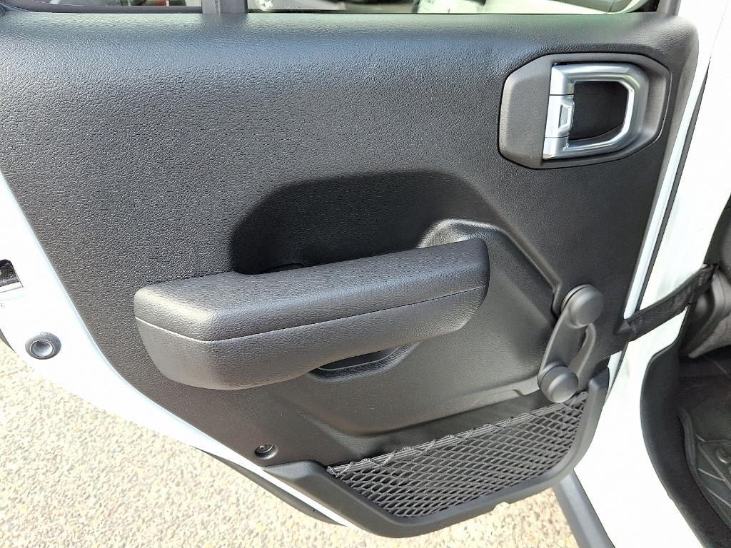 used 2021 Jeep Wrangler Unlimited car, priced at $35,995