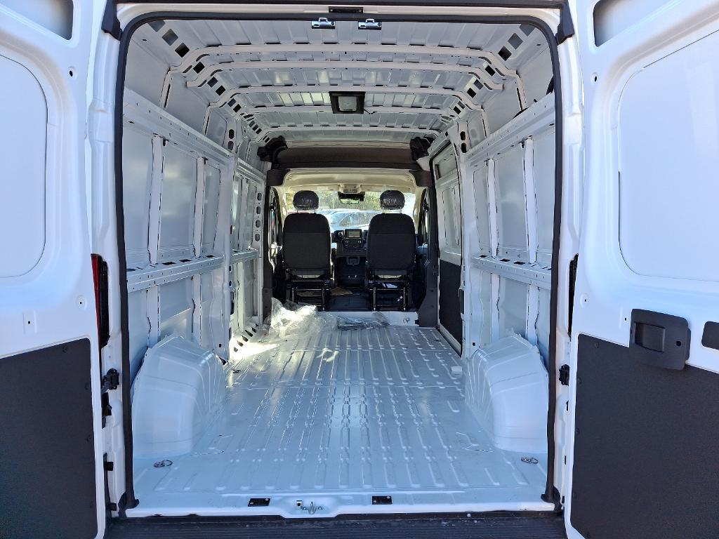 new 2025 Ram ProMaster 2500 car, priced at $50,383