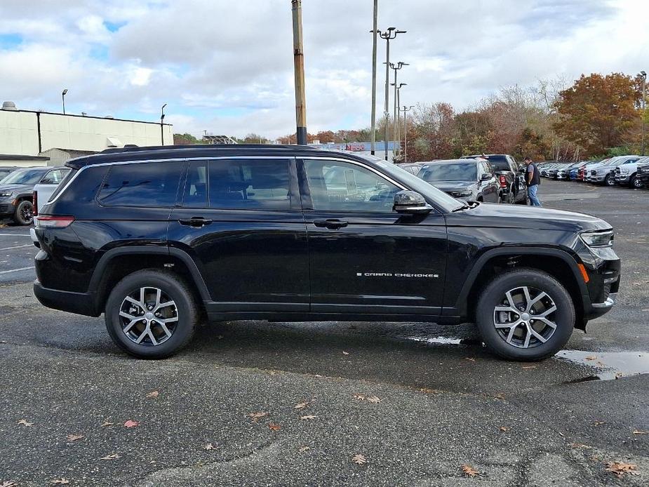 new 2024 Jeep Grand Cherokee L car