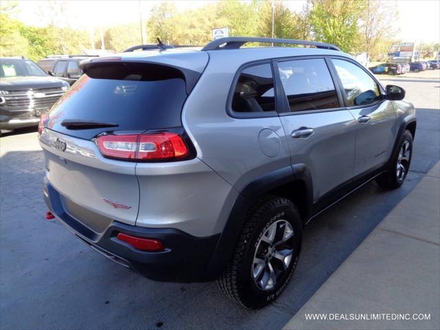 used 2015 Jeep Cherokee car, priced at $12,988