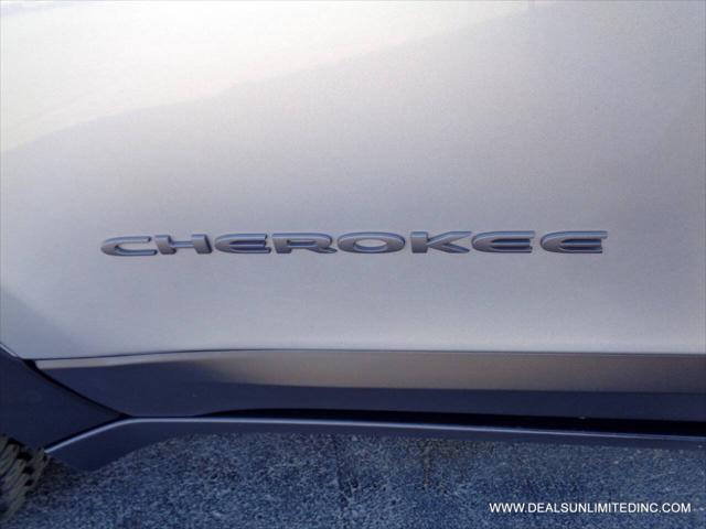 used 2015 Jeep Cherokee car, priced at $12,988
