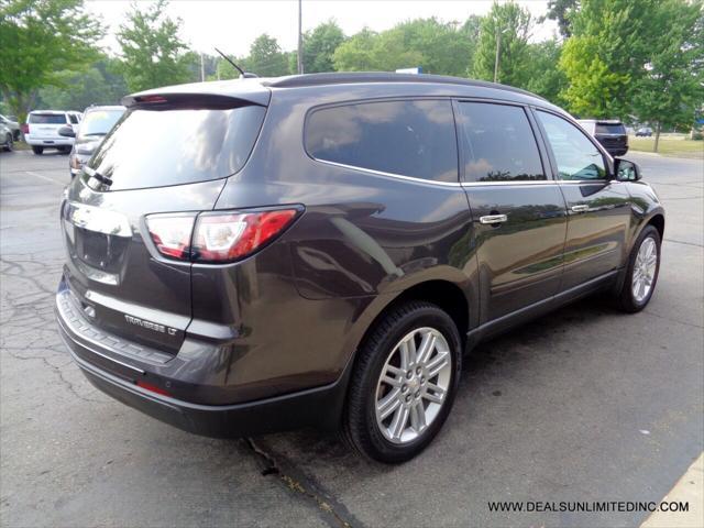 used 2015 Chevrolet Traverse car, priced at $12,995