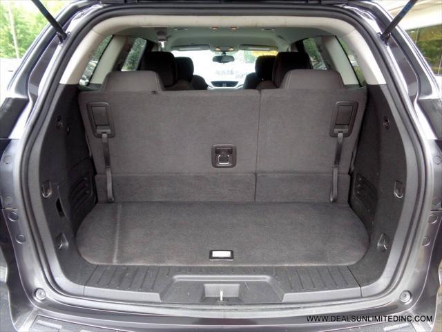 used 2017 Chevrolet Traverse car, priced at $13,888