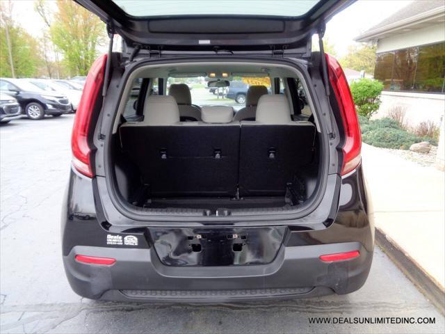 used 2021 Kia Soul car, priced at $12,988