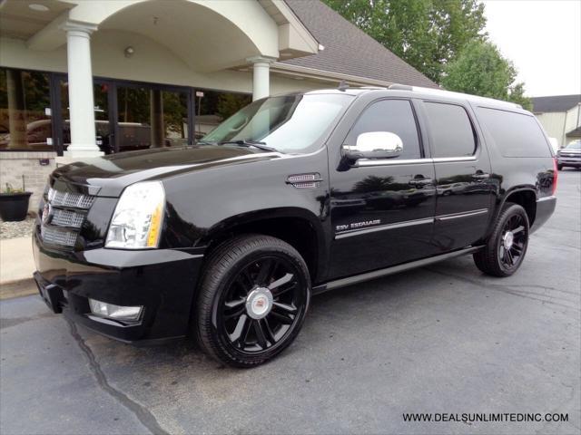 used 2013 Cadillac Escalade ESV car, priced at $14,888